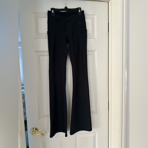 Fabletics Bootcut Ribbed Leggings - Picture 1 of 4